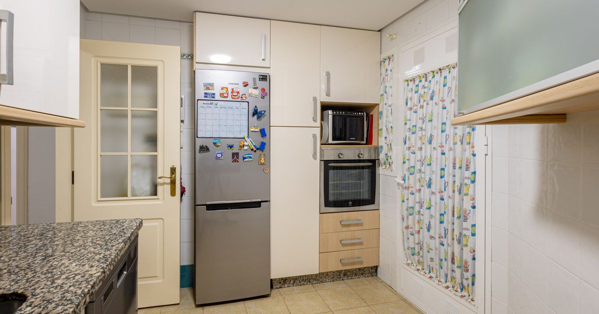 Middle Floor Apartment in Marbella, Marbella, 6/12