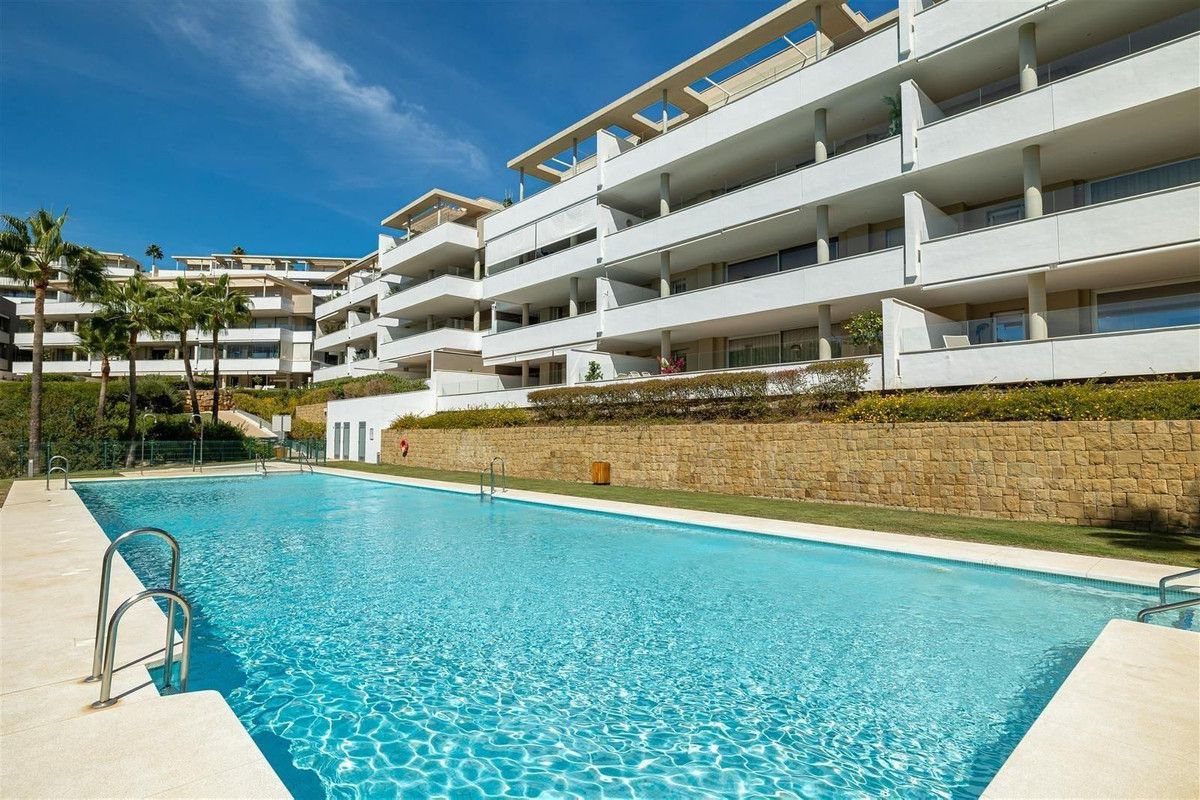 Апартаменты на среднем этаже в Los Arqueros, Los Arqueros, 6/12
