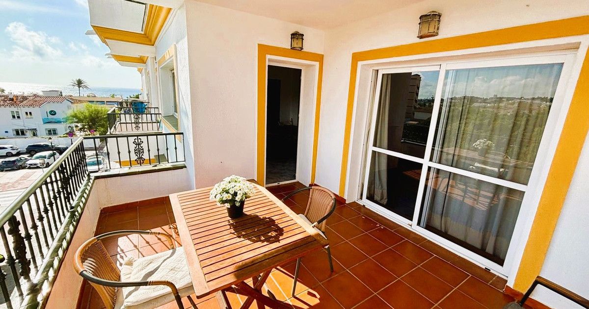 Middle Floor Apartment in La Cala de Mijas, La Cala de Mijas, 2/12
