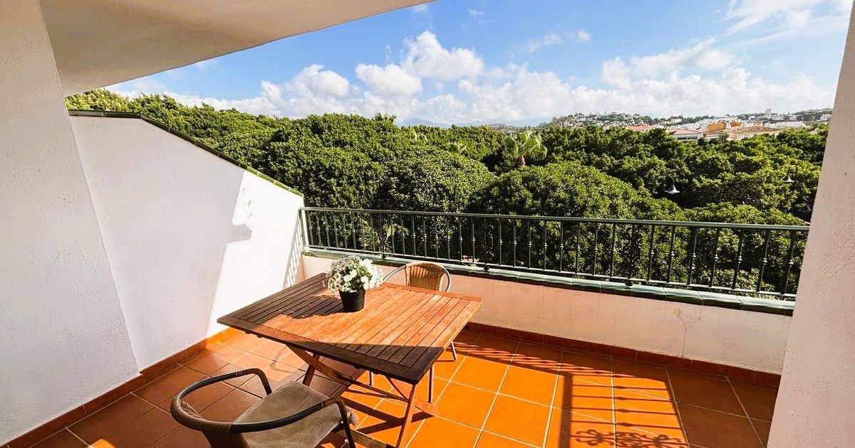 Middle Floor Apartment in La Cala de Mijas, La Cala de Mijas, 3/12