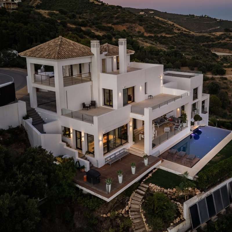 Villa in Marbella, Marbella, 1/12
