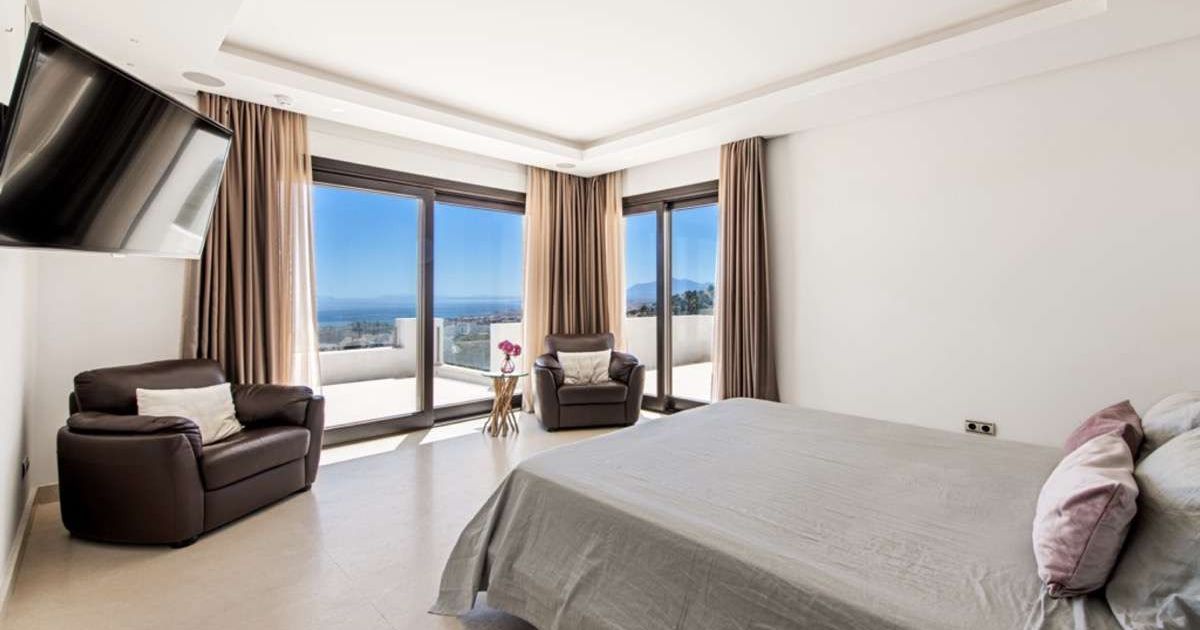 Villa in Marbella, Marbella, 9/12