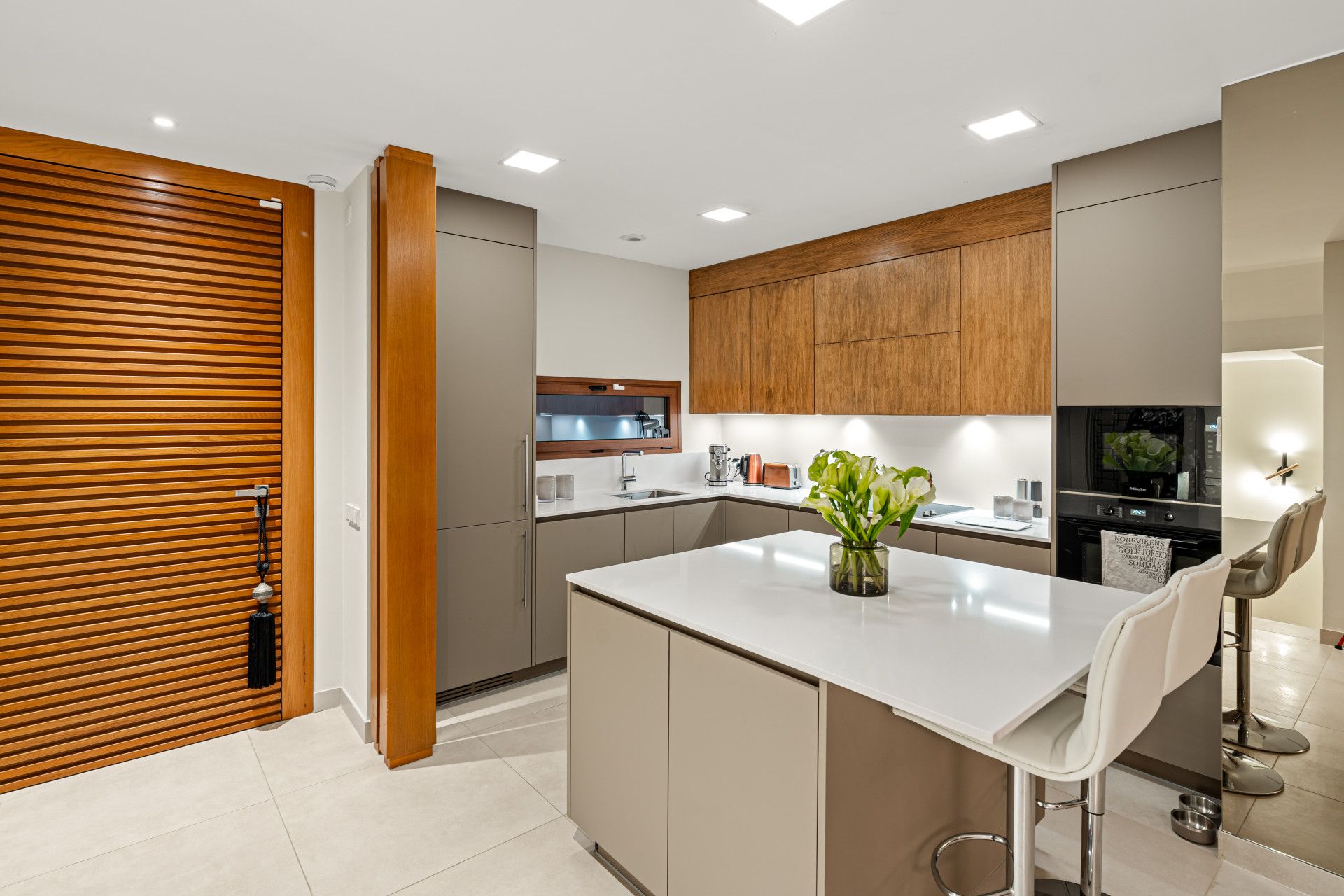 Semi Detached House in Marbella Golden Mile, The Collection, Marbella Golden Mile, 10/12