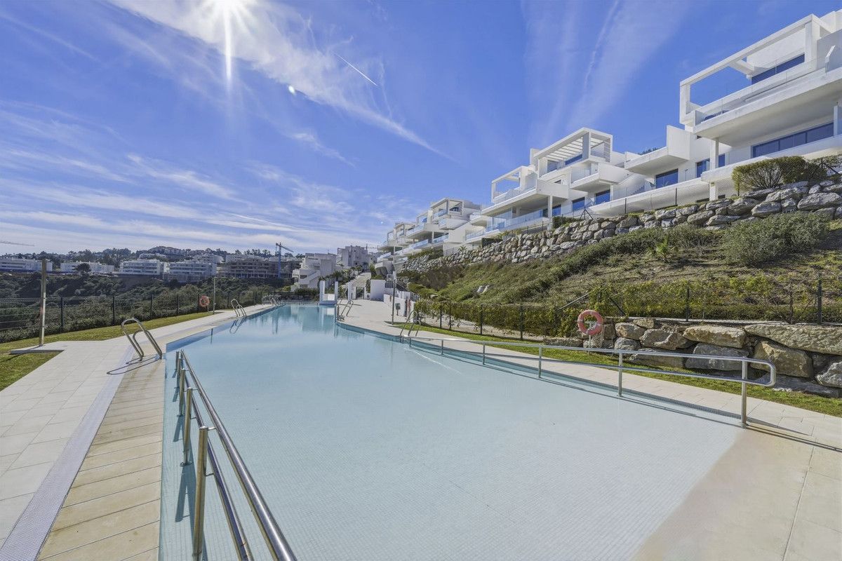 Apartament na środkowym piętrze w La Cala Golf, La Cala Golf, 1/12