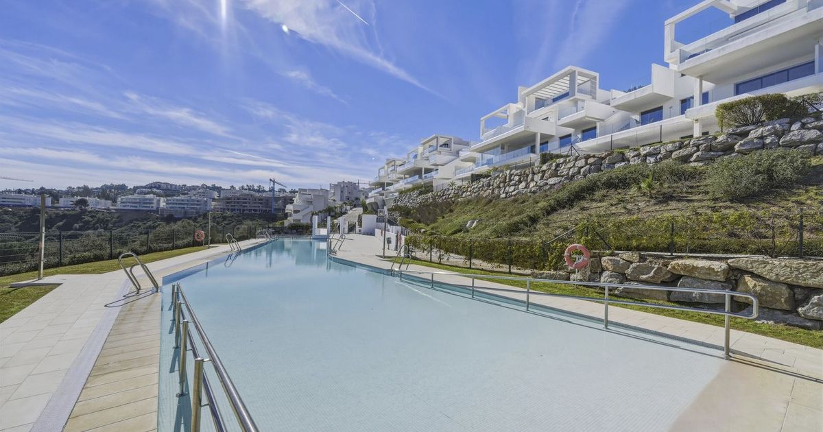 Apartament na środkowym piętrze w La Cala Golf, La Cala Golf, 1/12
