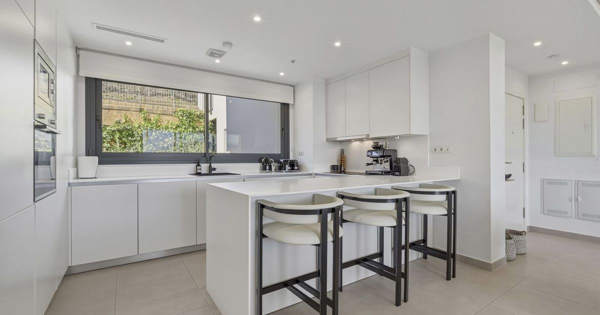 Apartament na środkowym piętrze w La Cala Golf, La Cala Golf, 8/12