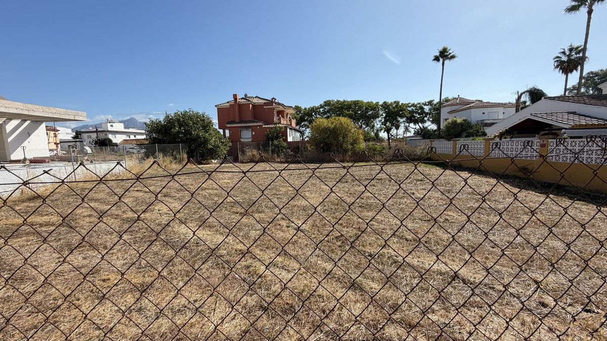 Parcela Residencial en San Pedro de Alcántara, San Pedro de Alcántara, 2/4