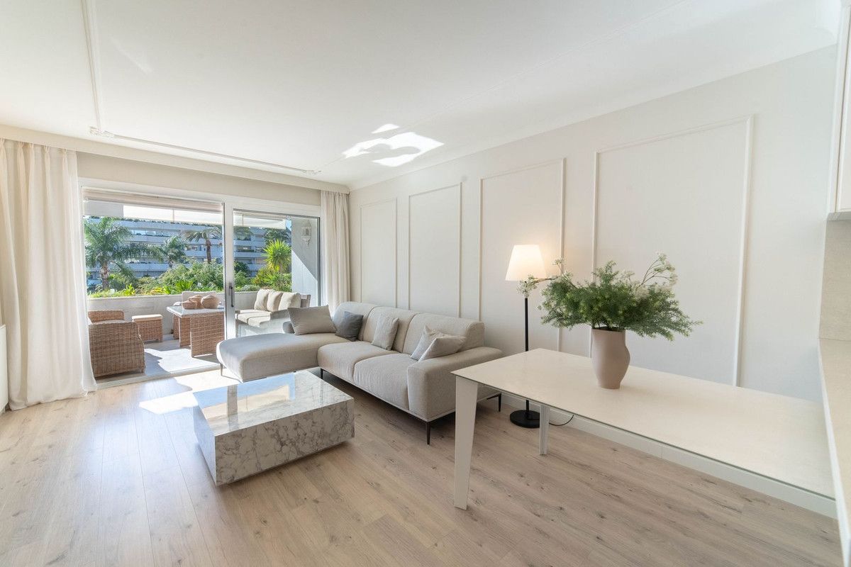 Apartament na środkowym piętrze w Ojén, Marbella, 5/12