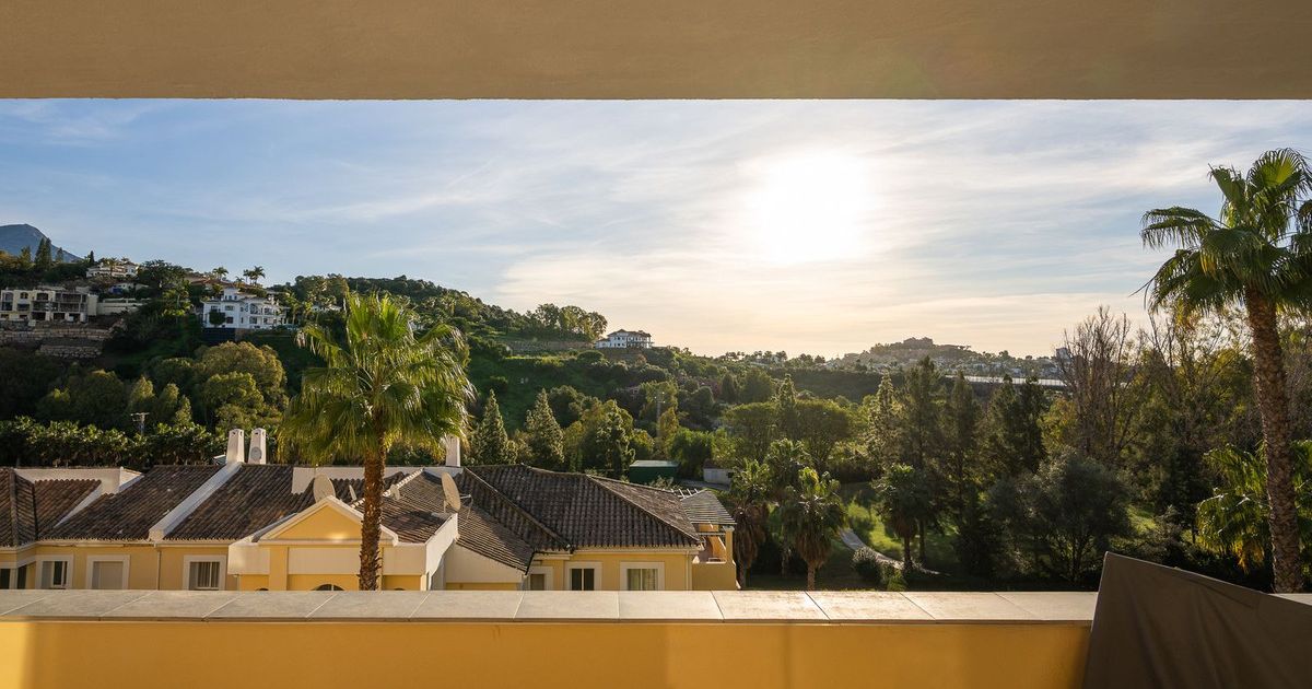 Appartement à l'étage moyen à Benahavís, Benahavís, 11/12