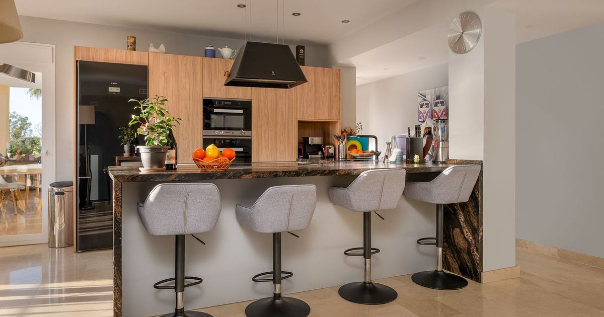 Appartement à l'étage moyen à Benahavís, Benahavís, 5/12
