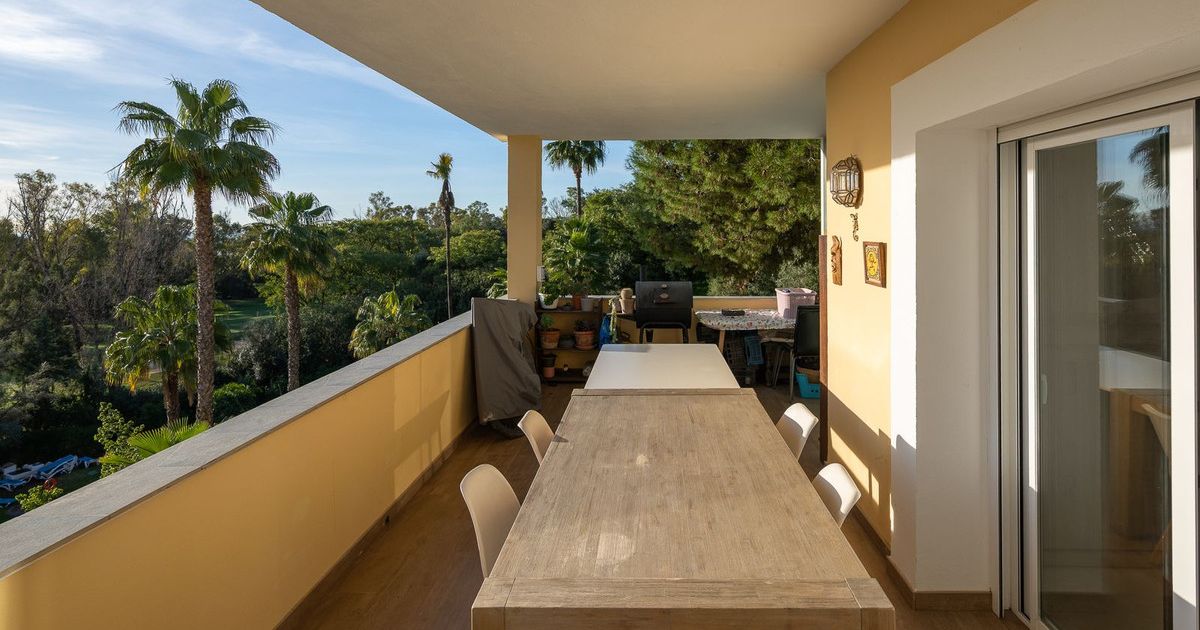 Appartement à l'étage moyen à Benahavís, Benahavís, 10/12