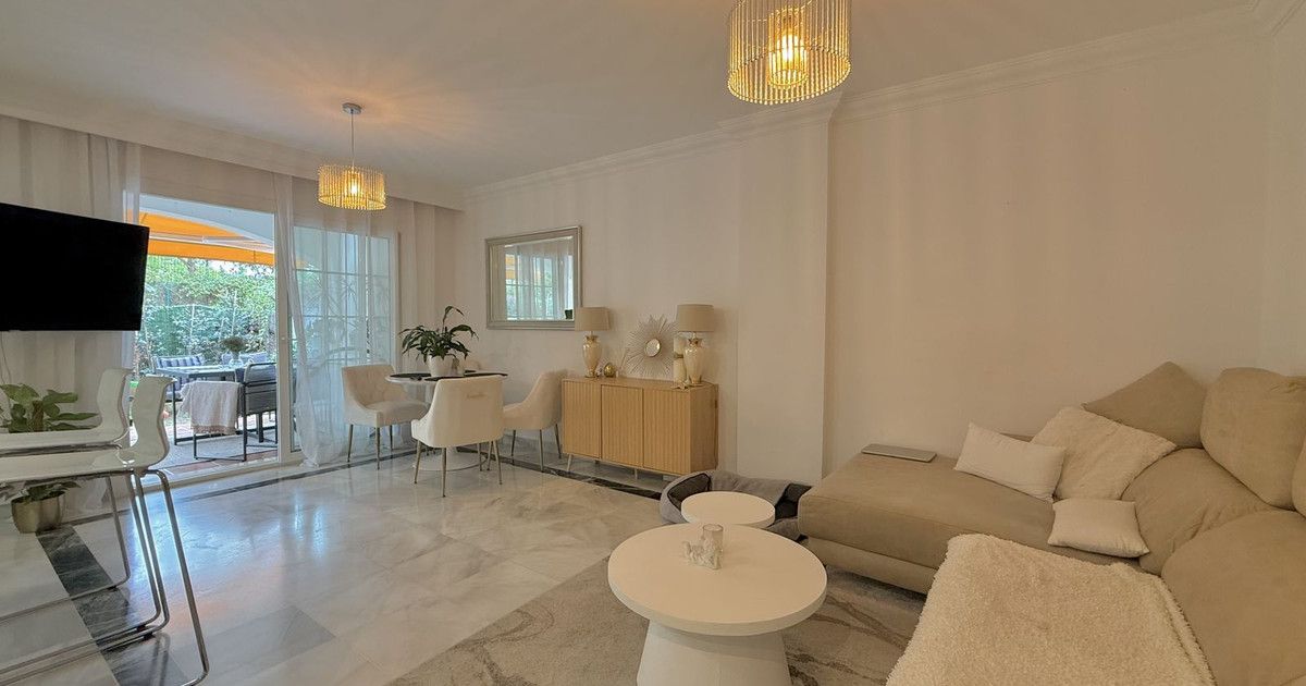 Appartement au rez-de-chaussée dans The Golden Mile, The Golden Mile, 9/12