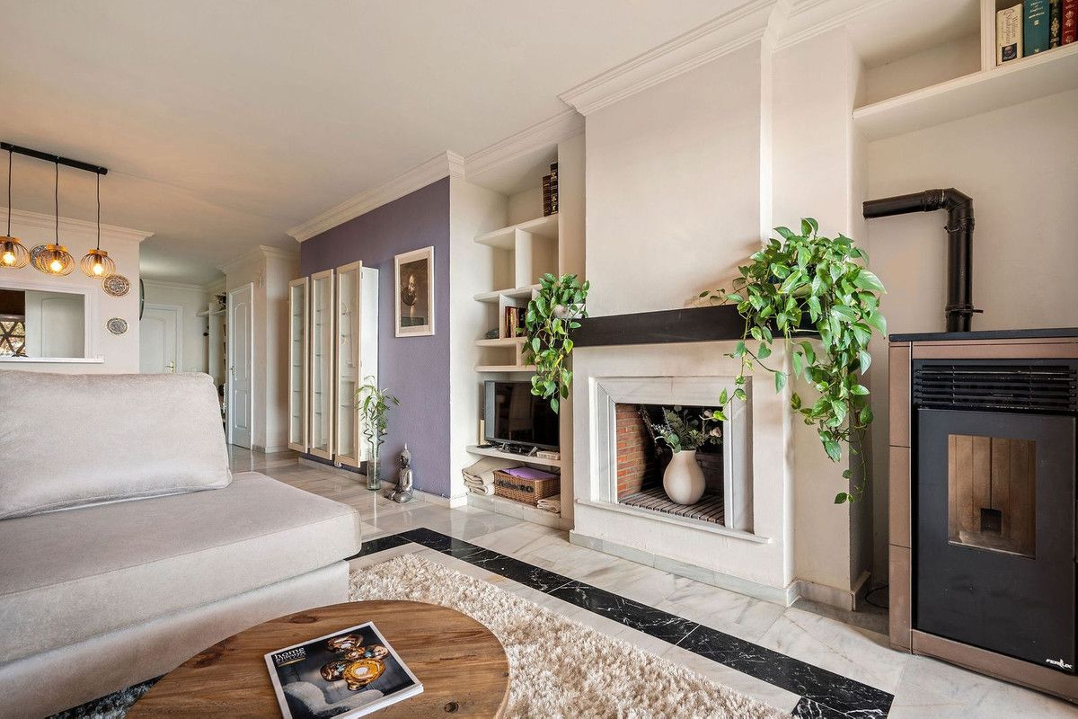 Ground Floor Apartment in Calahonda, Calahonda, 11/12