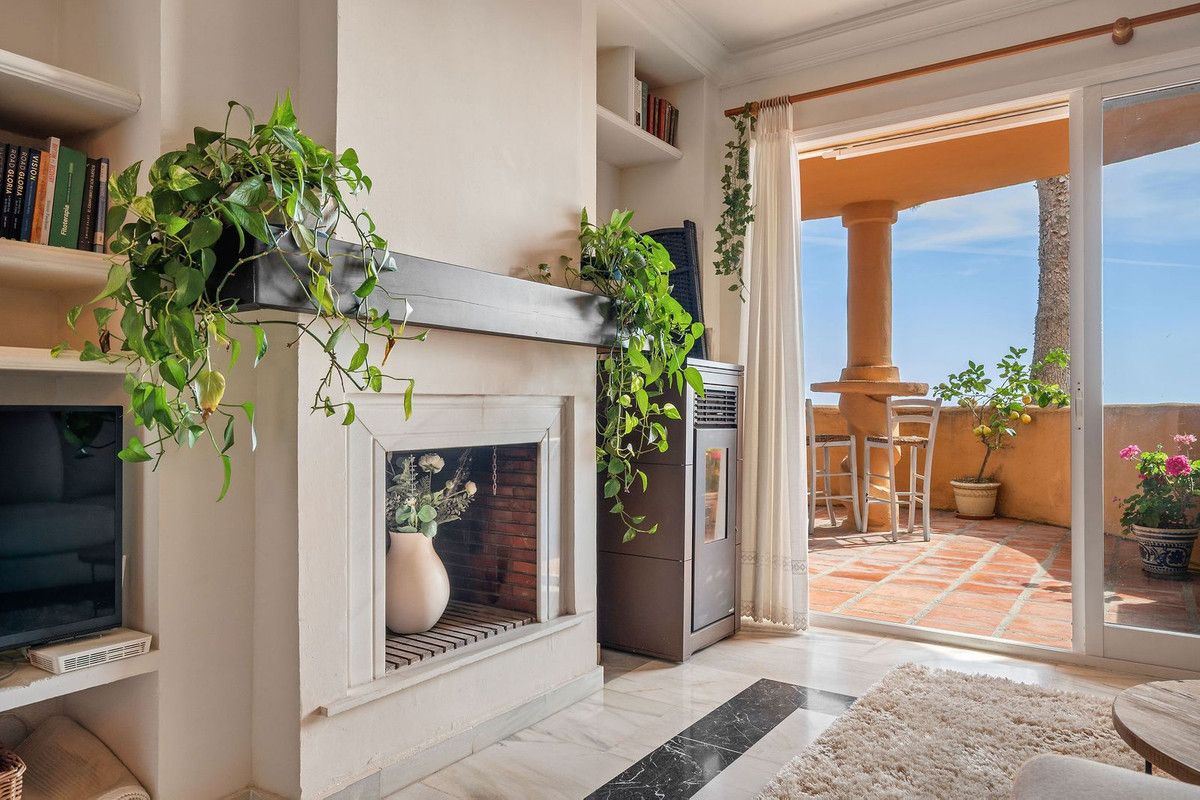 Ground Floor Apartment in Calahonda, Calahonda, 10/12