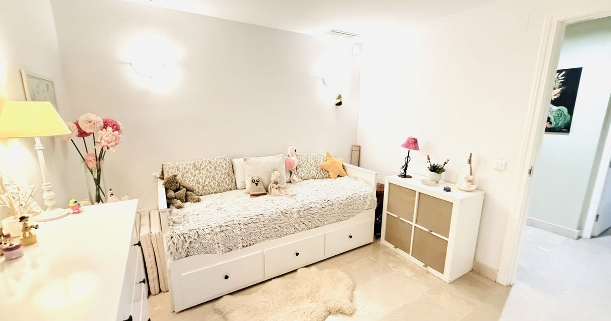 Ground Floor Apartment in Elviria, Elviria, 12/12