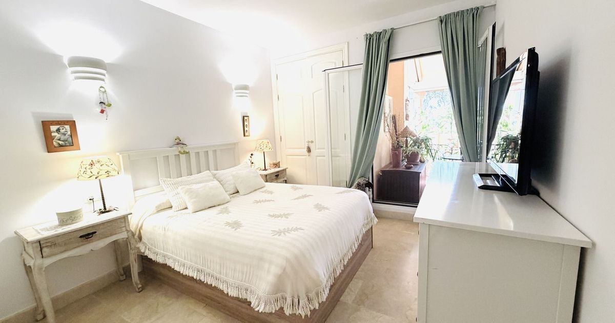 Ground Floor Apartment in Elviria, Elviria, 4/12