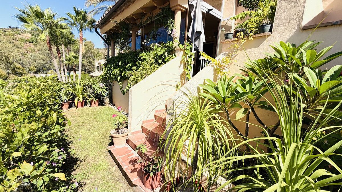 Ground Floor Apartment in Elviria, Elviria, 6/12