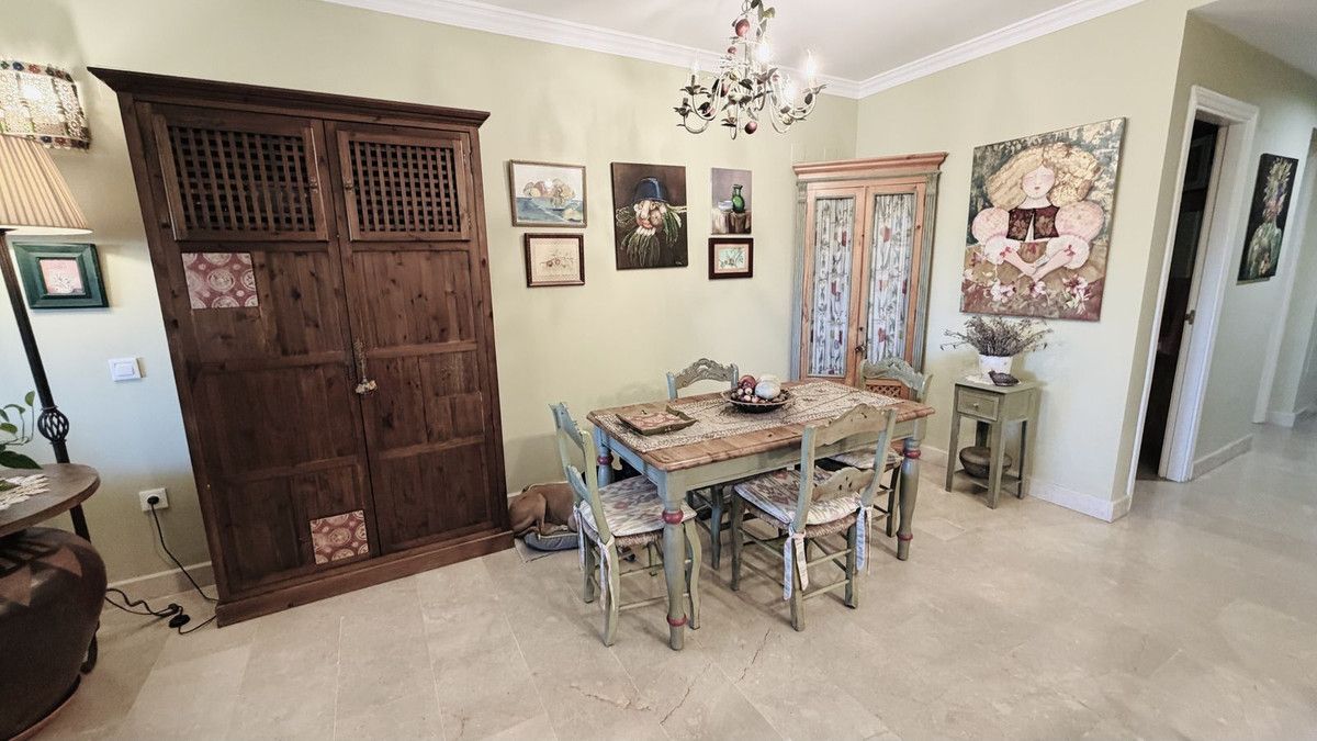 Ground Floor Apartment in Elviria, Elviria, 9/12