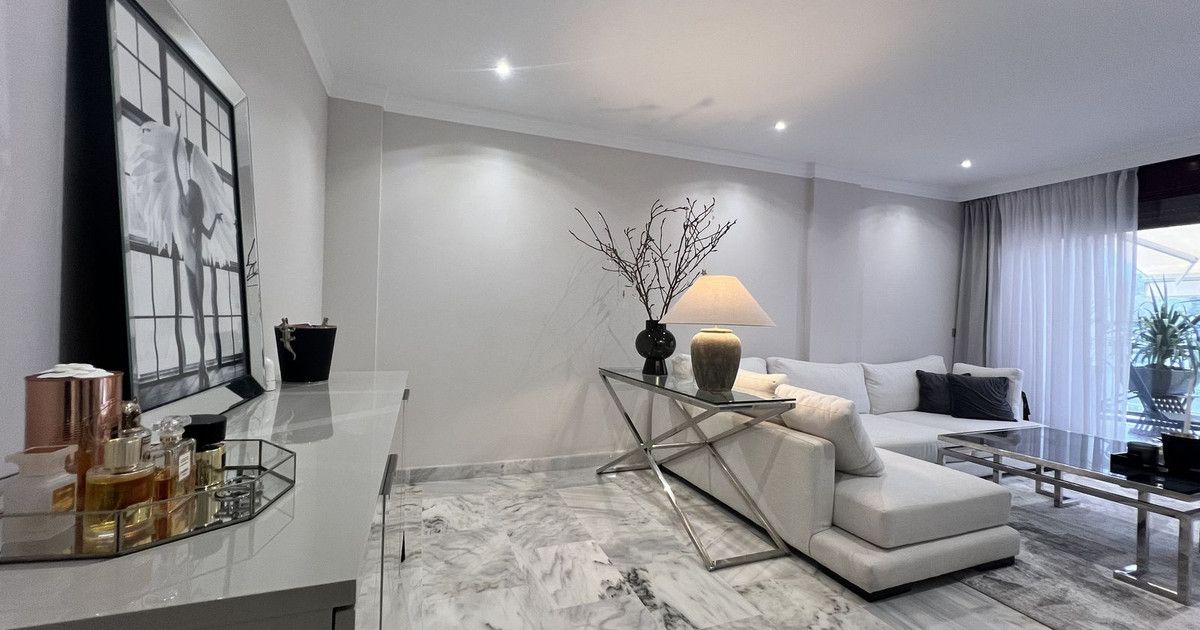 Appartement en étage moyen à Benahavís, Benahavís, 9/12