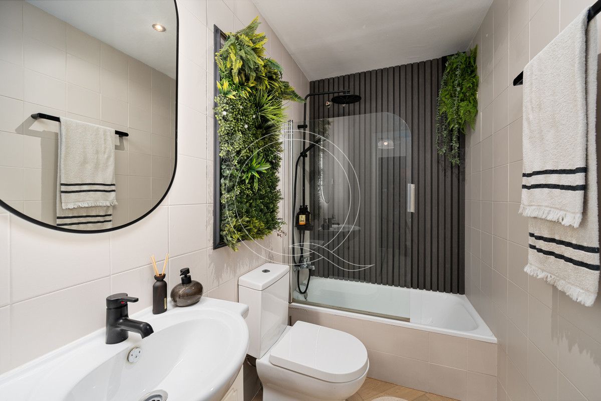 Semi-Detached House in Estepona, Estepona, 10/12