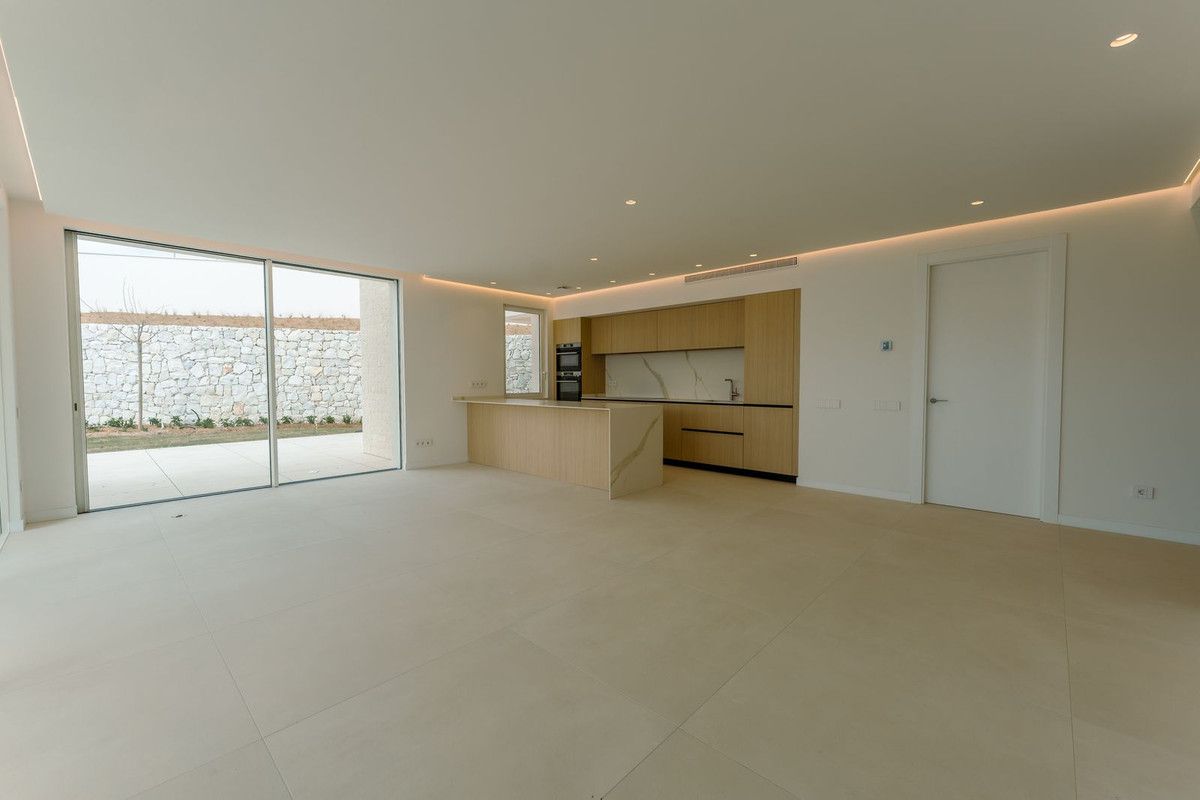 Apartamento en Planta Baja en Ojén, Ojén, 3/12