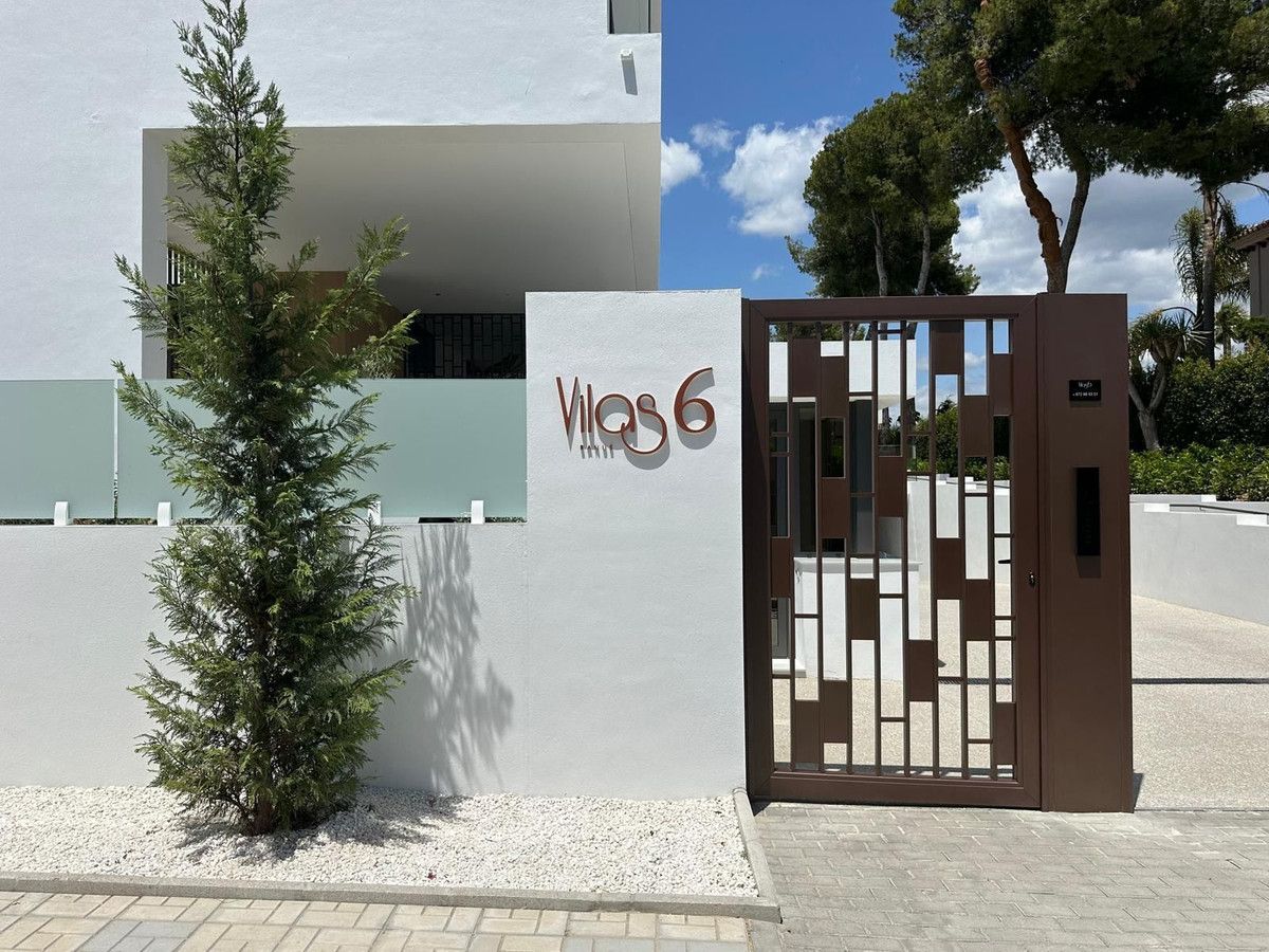 Maison Jumelée à Nueva Andalucía, Nueva Andalucía, 2/12