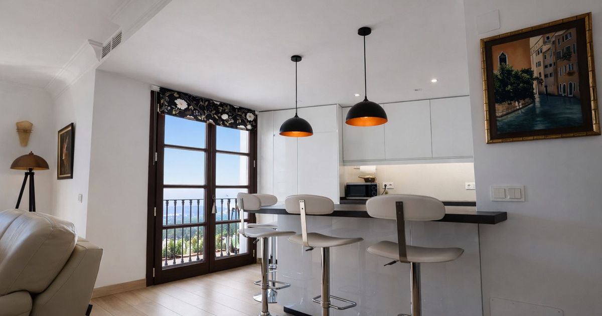 Townhouse in La Heredia, La Heredia, 2/12