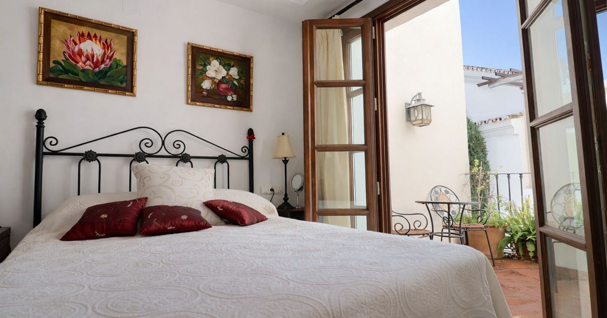 Townhouse in La Heredia, La Heredia, 7/12
