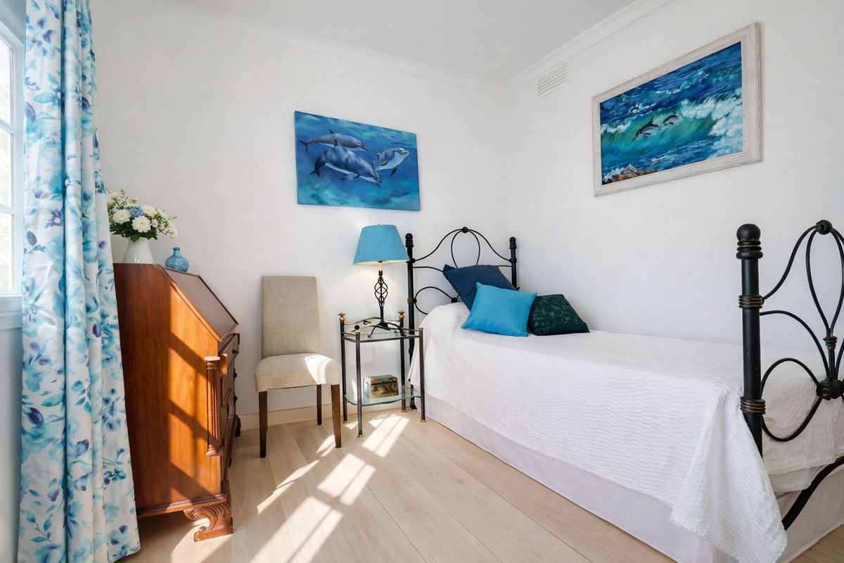 Townhouse in La Heredia, La Heredia, 9/12