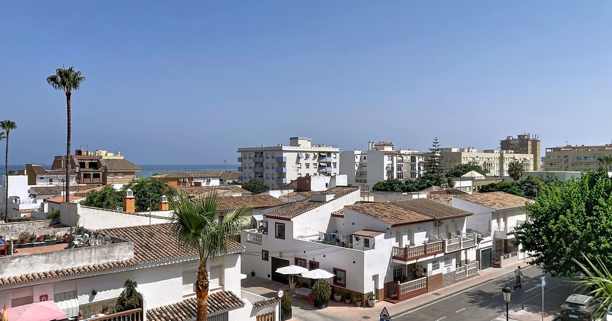 Middle Floor Apartment in San Luis de Sabinillas, San Luis de Sabinillas, 1/12