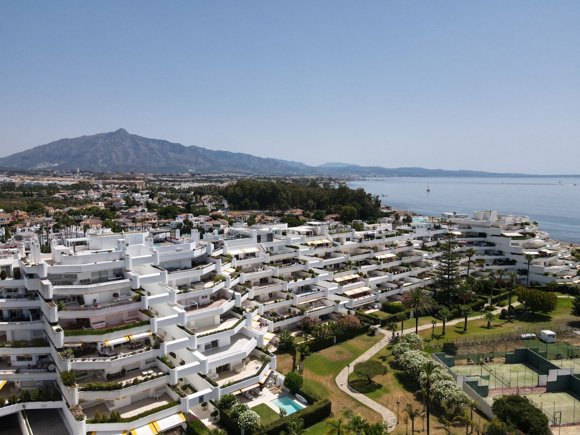 Apartment in San Pedro de Alcantara, Guadalmina Baja, San Pedro de Alcantara, 1/12