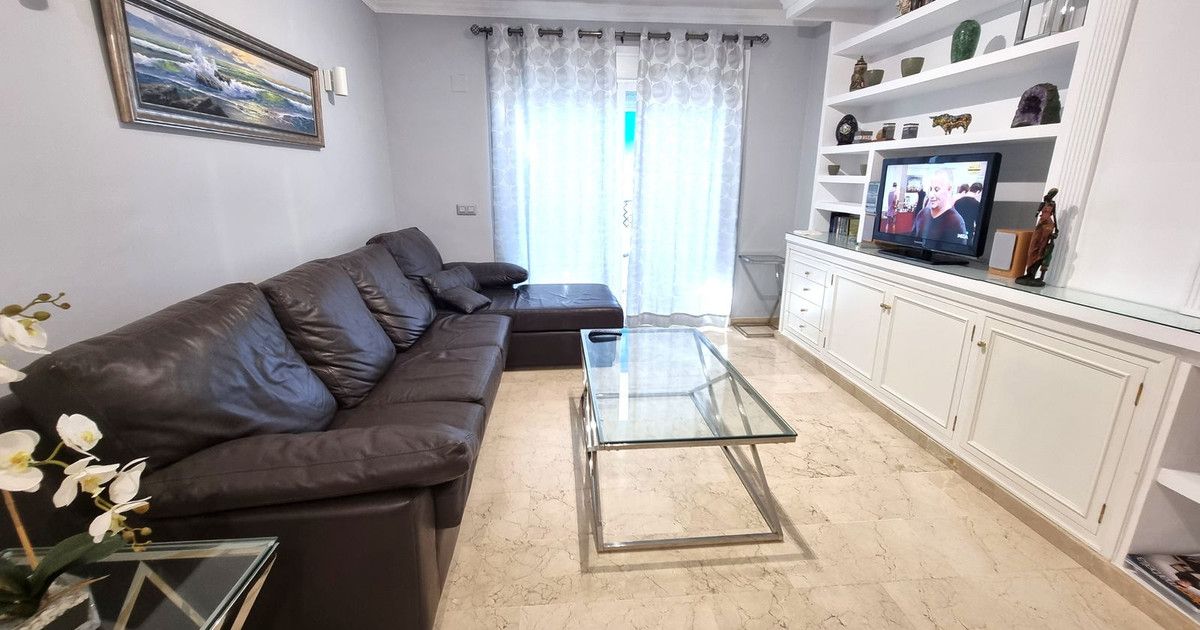 Апартаменты на среднем этаже в Puerto Banús, Puerto Banús, 2/12