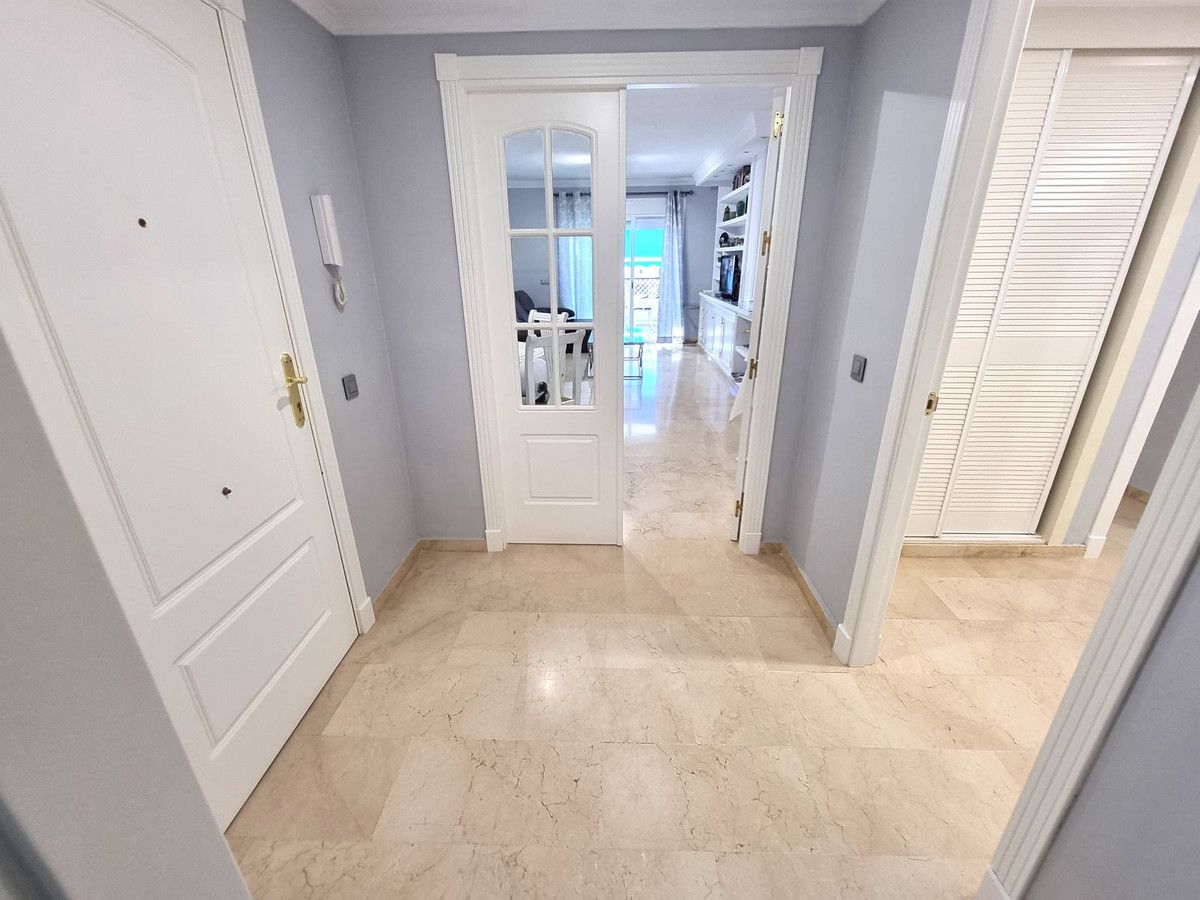 Апартаменты на среднем этаже в Puerto Banús, Puerto Banús, 11/12
