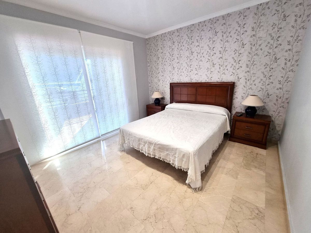 Апартаменты на среднем этаже в Puerto Banús, Puerto Banús, 4/12