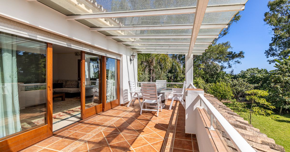 Villa in Estepona, Costalita, Estepona, 6/12