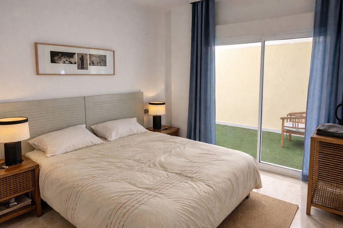Ground Floor Apartment in San Roque, San Roque, 9/12
