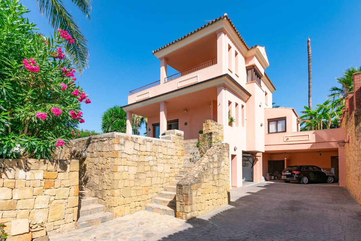 Villa Independiente en Estepona, Estepona, 3/12