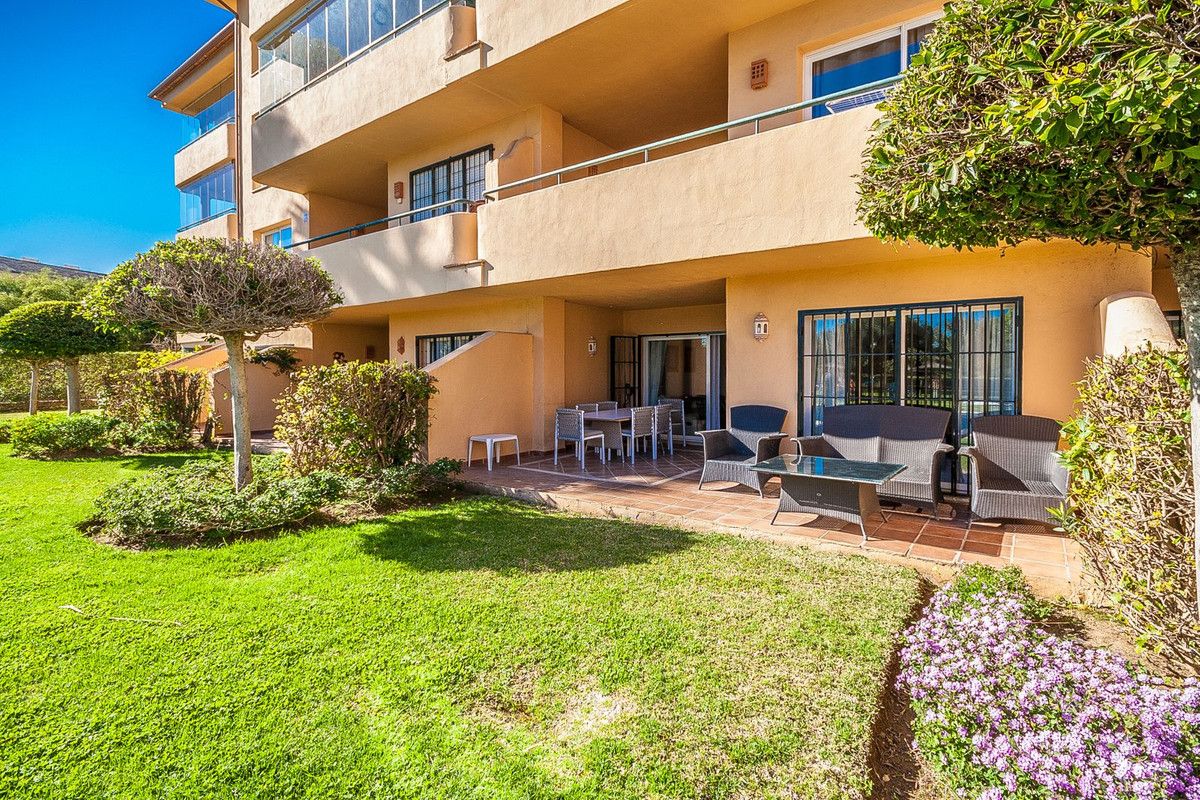 Ground Floor Apartment in Elviria, Elviria, 1/11