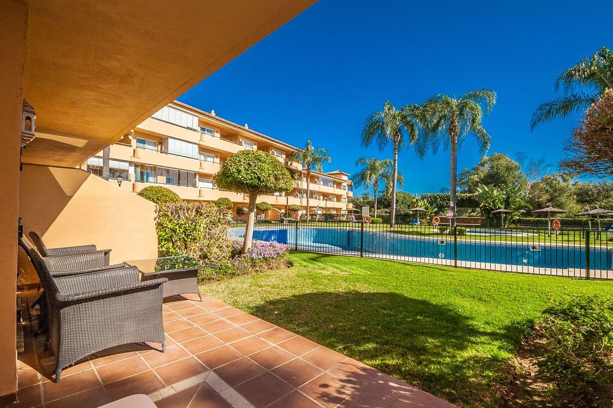 Ground Floor Apartment in Elviria, Elviria, 2/11