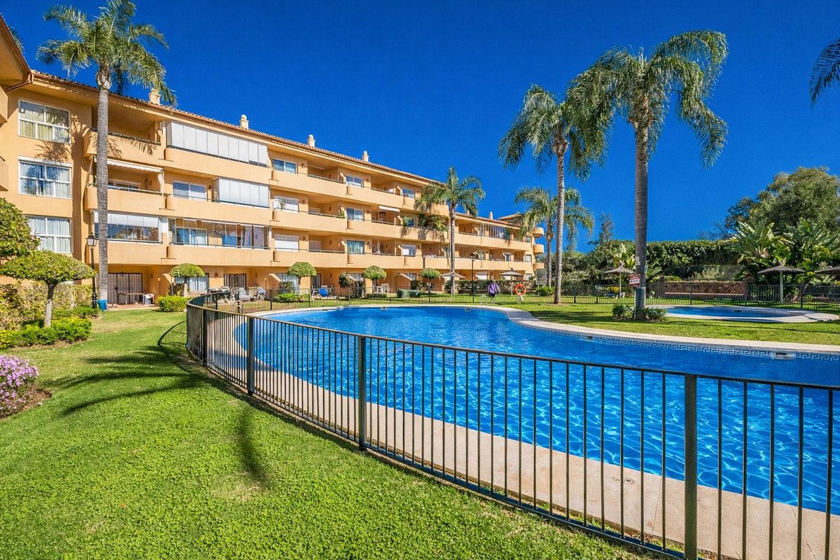 Ground Floor Apartment in Elviria, Elviria, 11/11