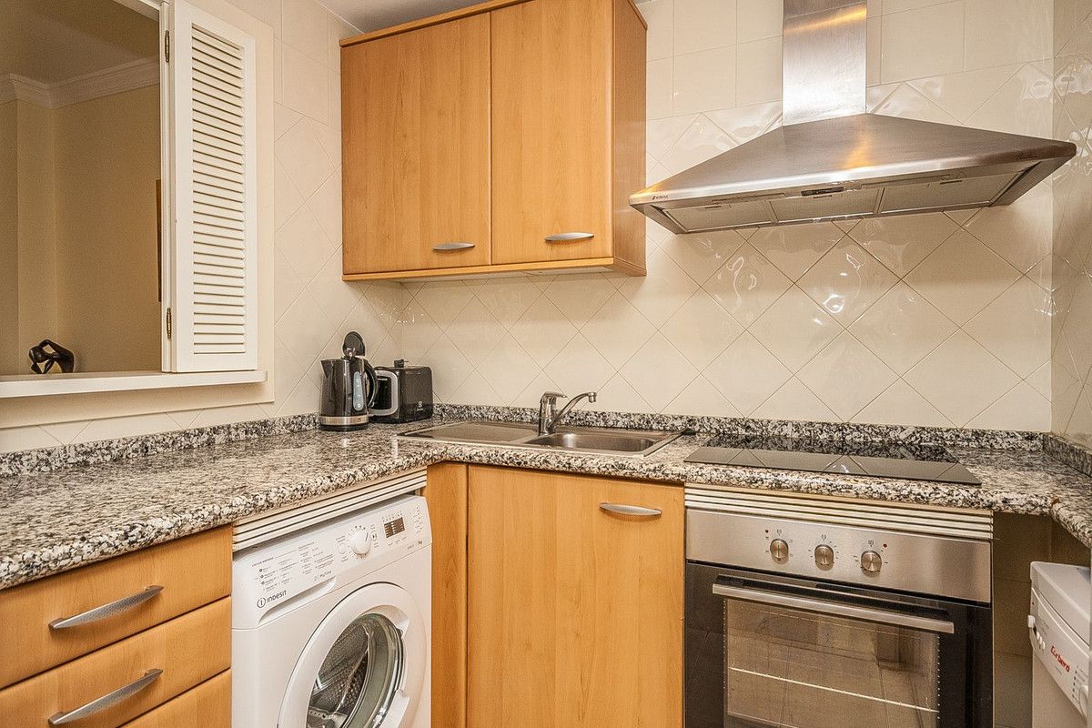 Ground Floor Apartment in Elviria, Elviria, 3/11