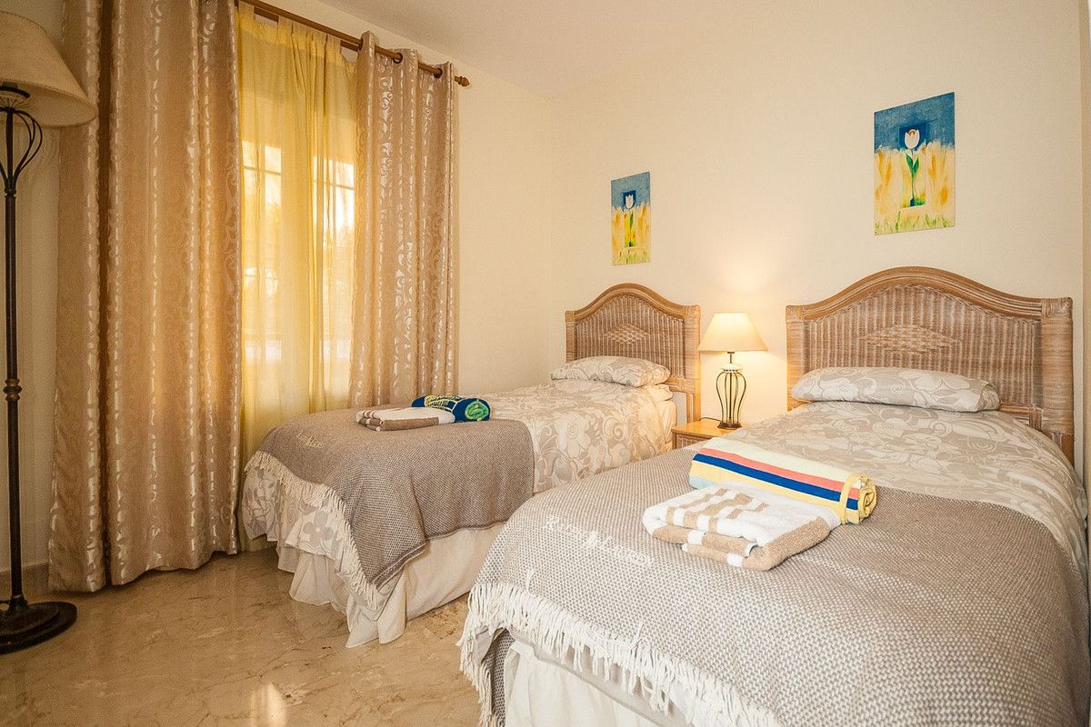 Ground Floor Apartment in Elviria, Elviria, 8/11