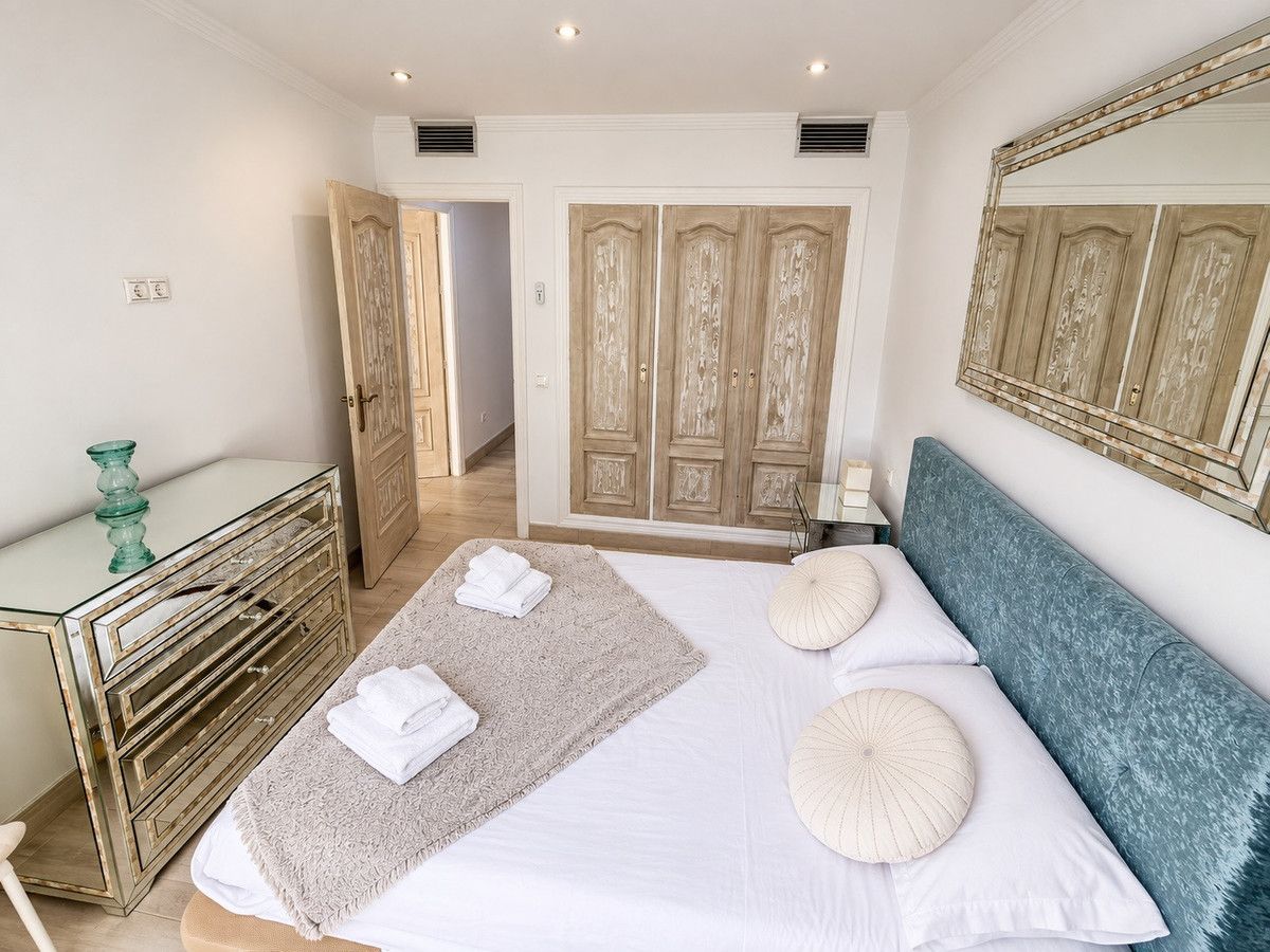 Gelijkvloers appartement in Nueva Andalucía, Nueva Andalucía, 6/10