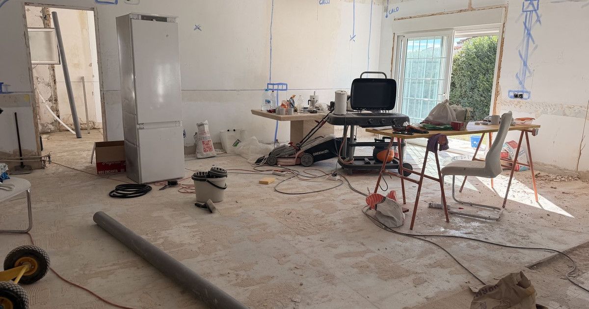 Detached Villa in El Faro, El Faro, 10/12