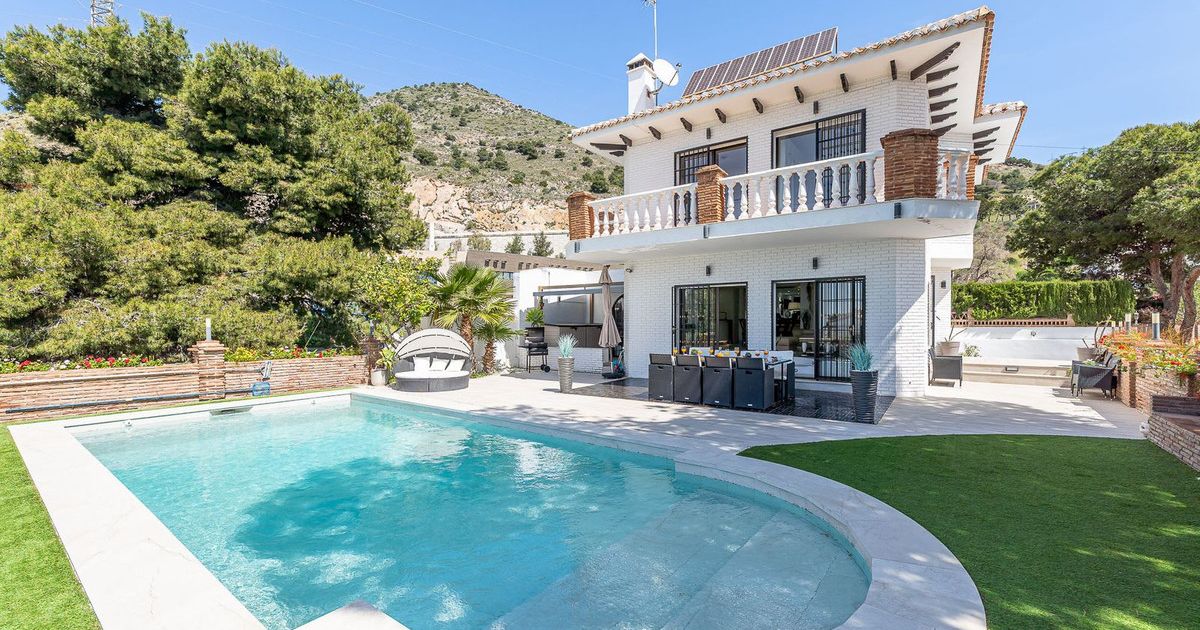 Villa Independiente en Benalmádena, Benalmadena, 3/12