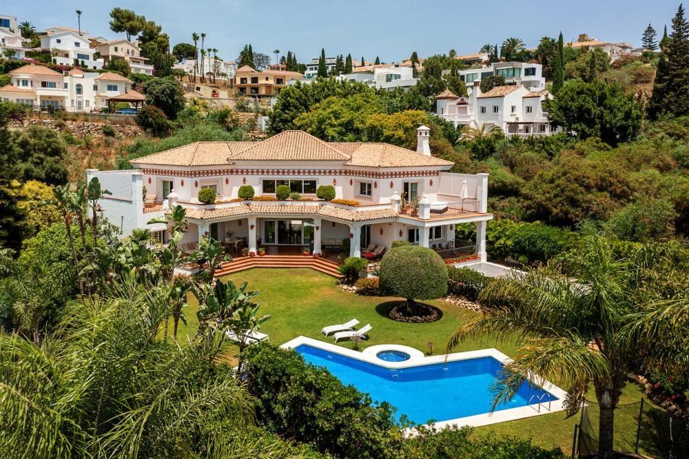 Villa in Benahavis, Benahavis, 1/12