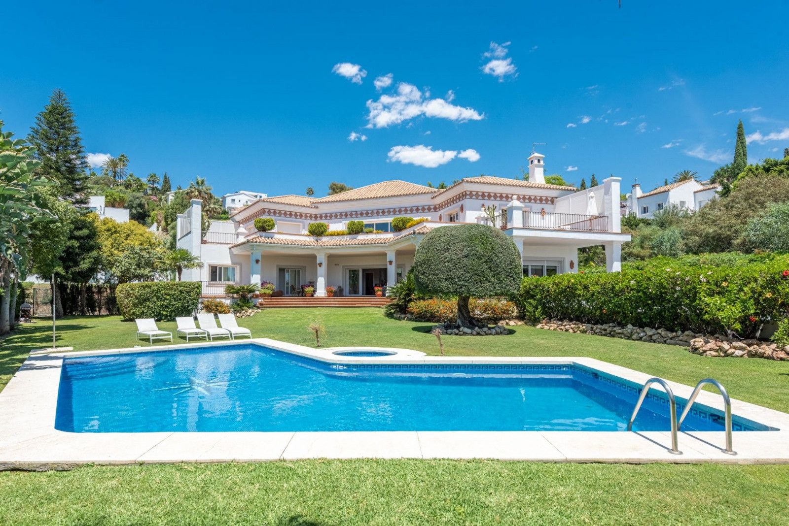 Villa in Benahavis, Benahavis, 2/12