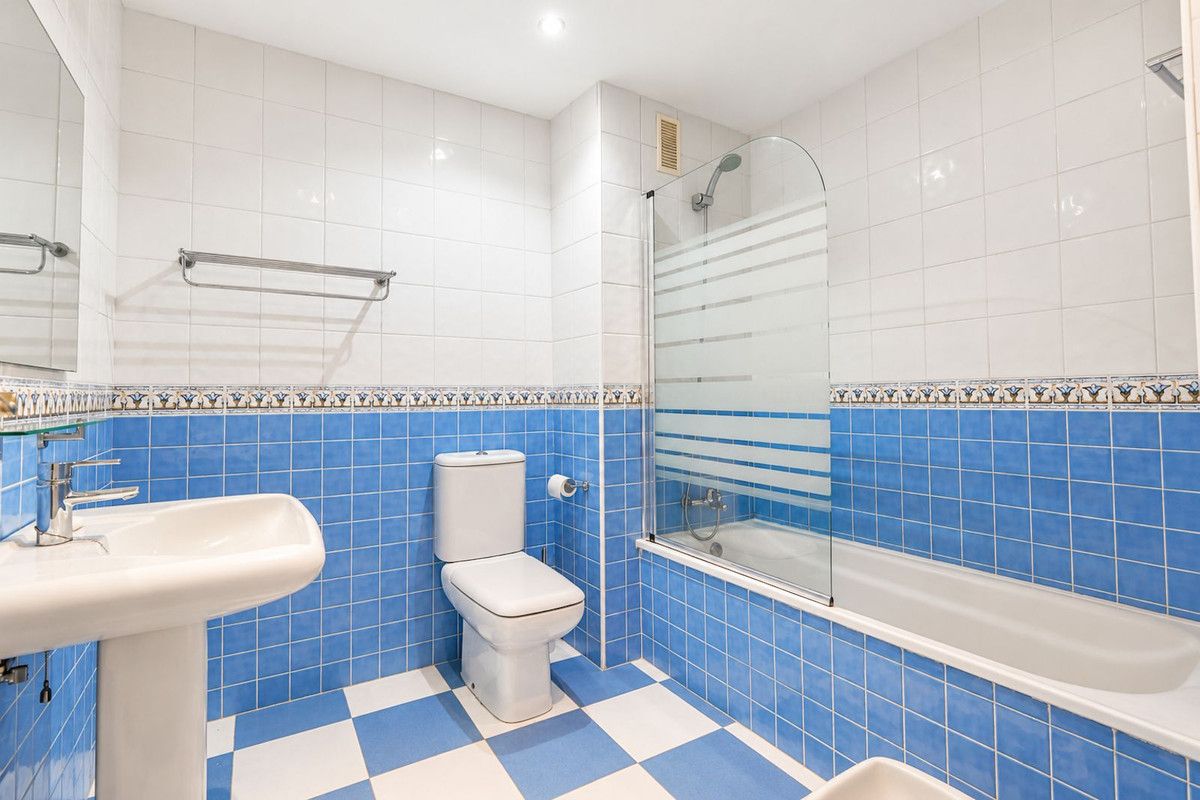 Middle Floor Apartment in Reserva de Marbella, Reserva de Marbella, 11/12