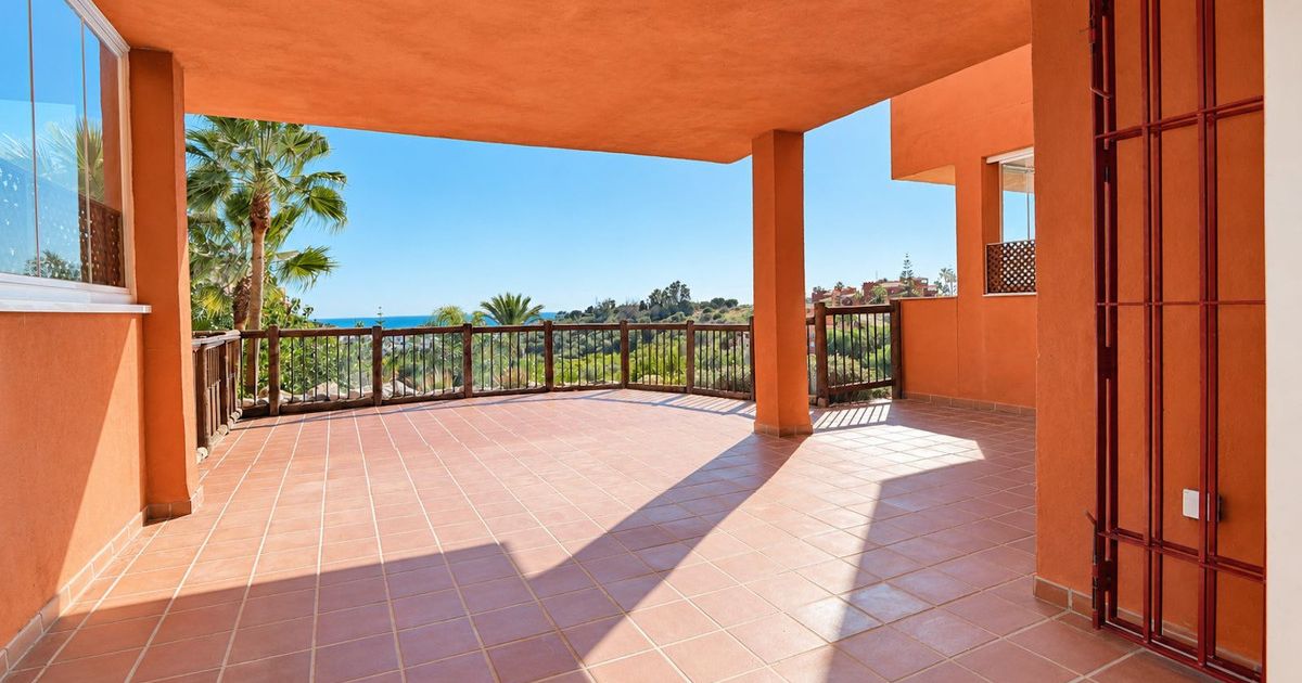 Middle Floor Apartment in Reserva de Marbella, Reserva de Marbella, 10/12