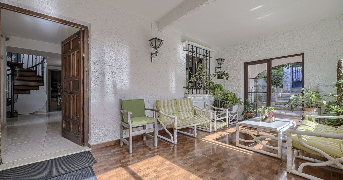 Vrijstaande Villa in Elviria, Elviria, 7/12